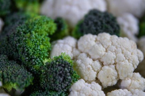 Close-Up Shot of Broccoli and Cauliflower 