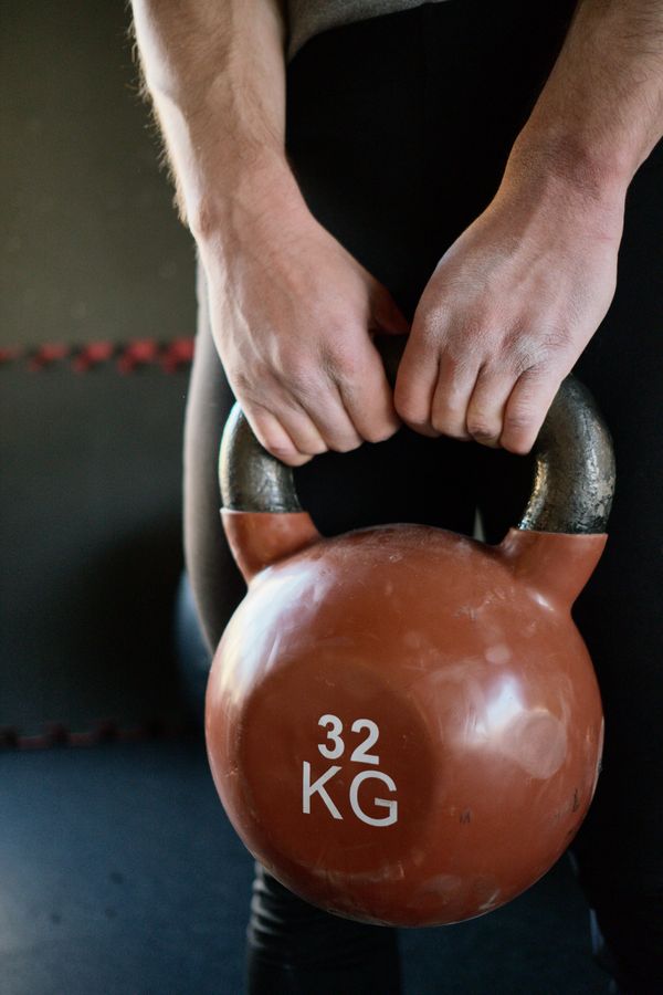 Rogue wall mount bar