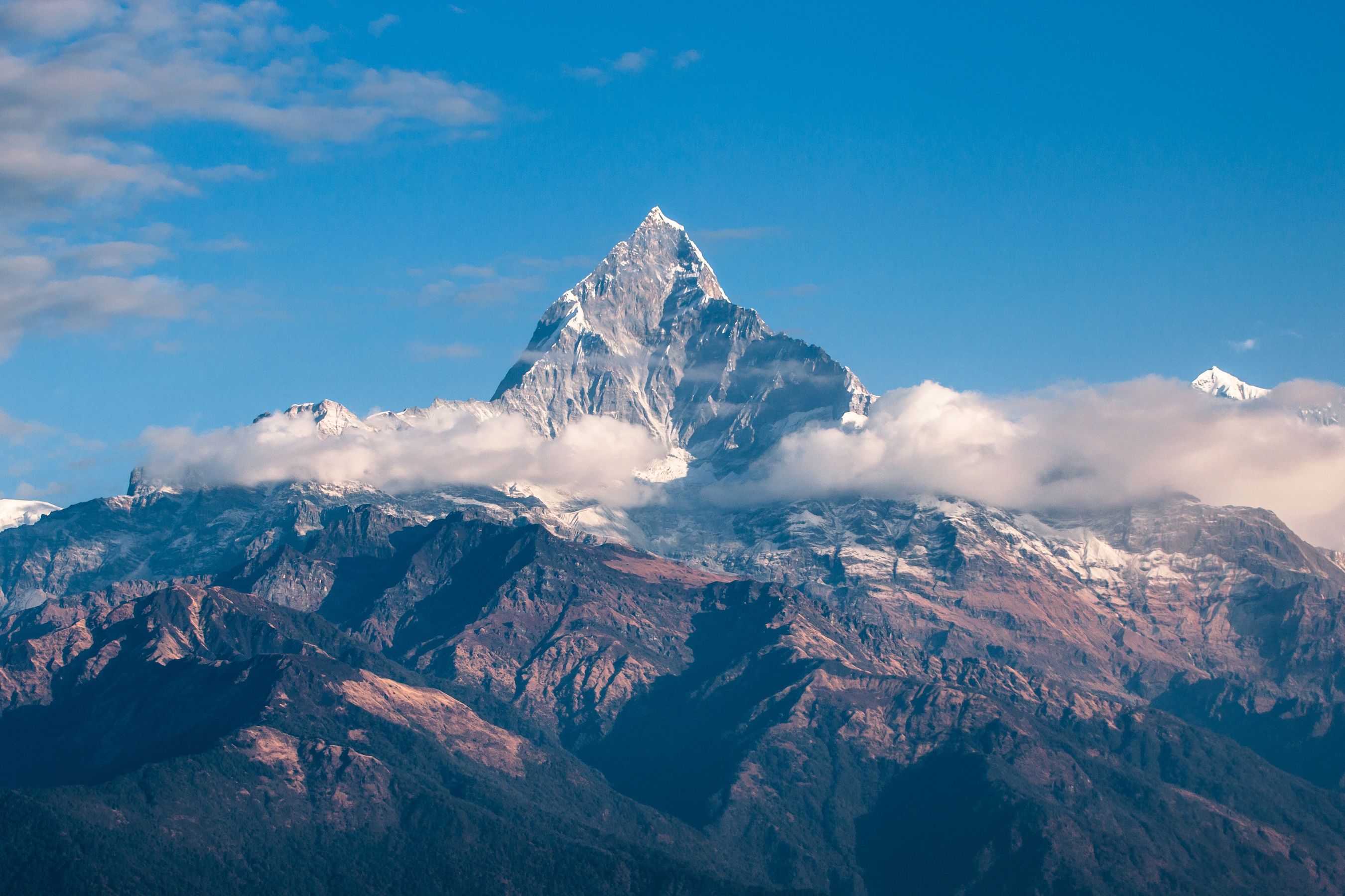 Swiss Alps day trip from Geneva — snow-capped Alpine peaks and glaciers from a high mountain station