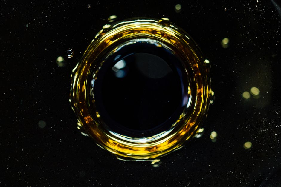 Bismuth Oxyhalide Photocatalyst Efficiently Degrades Microplastics in Water
