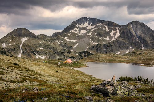 Rocky Mountain Near the Lake