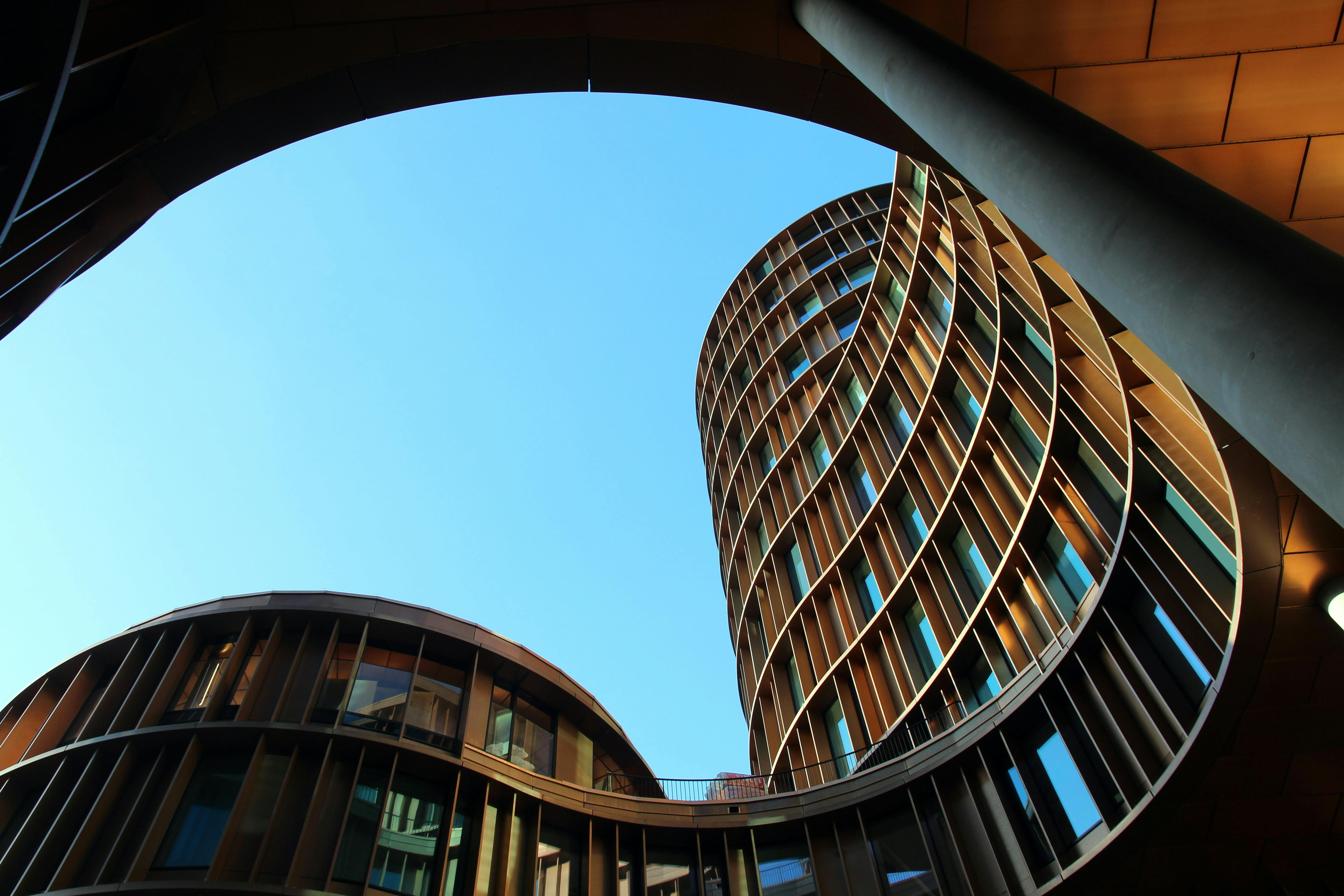 Worm's Eye View of City Buildings · Free Stock Photo