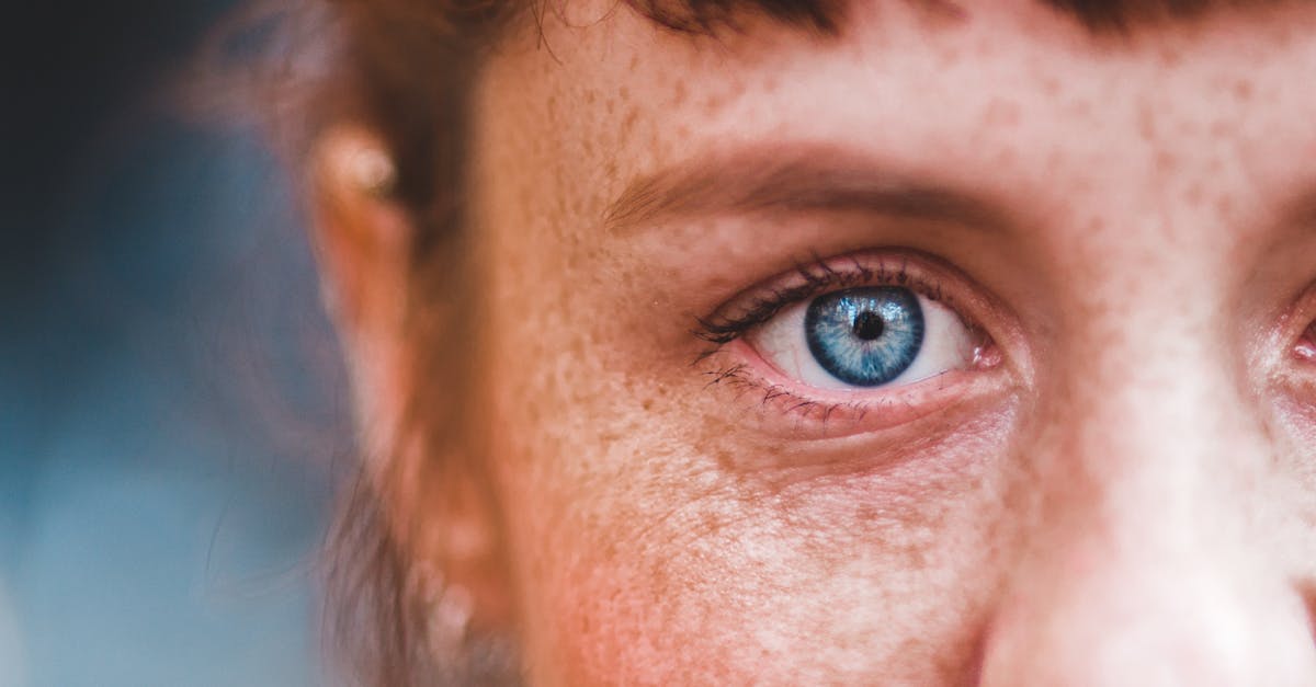 How to hypnotize someone for real