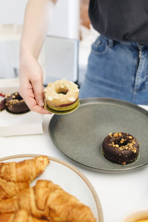 Ilmainen kuvapankkikuva tunnisteilla croissant, herkullista, jälkiruoka