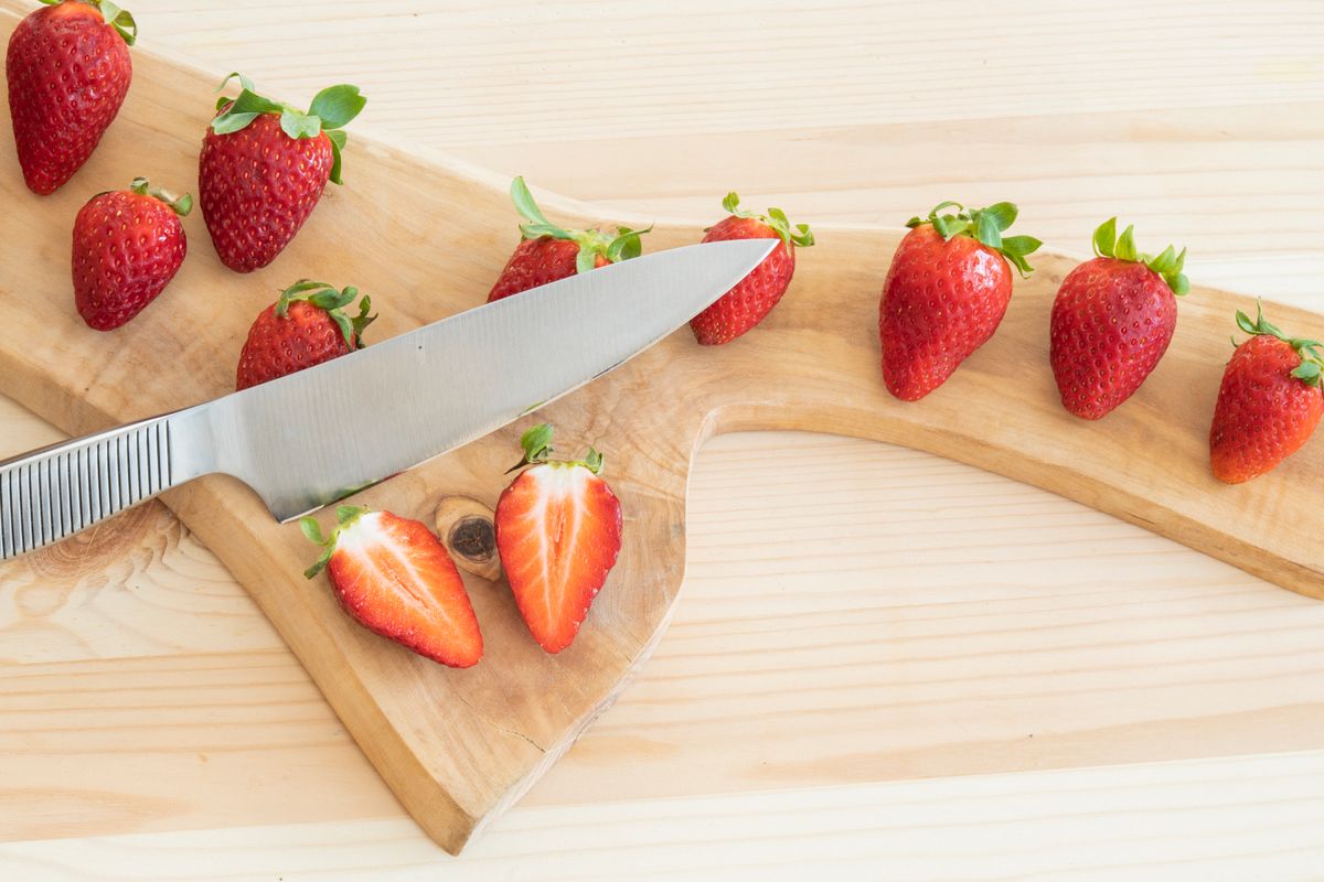 Erdbeer-Rezepte Frühsommer: 4 frische Ideen für Salate, Desserts + mehr — Variation