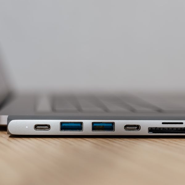 USB-C Hub (7-in-1)