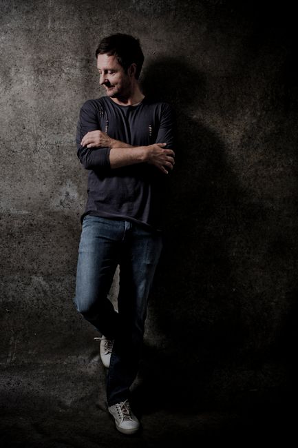 T-shirt antracite e jeans, oggi un look comodo e semplice per la sera 🌙
#stiledelgiorno #charcoal #tshirt #jeans
