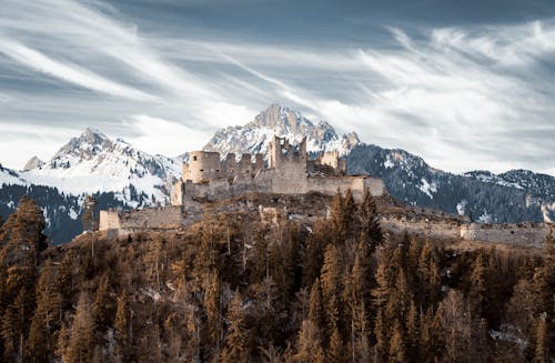 White and Brown Castle on Mountain · Free Stock Photo