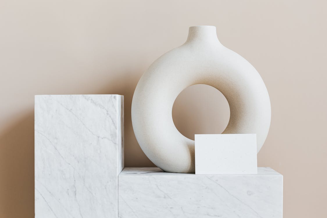 creative white ceramic vase in ring shape