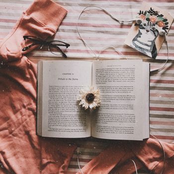 It by Stephen King
You aren't really a reader if you've not read a scary novel