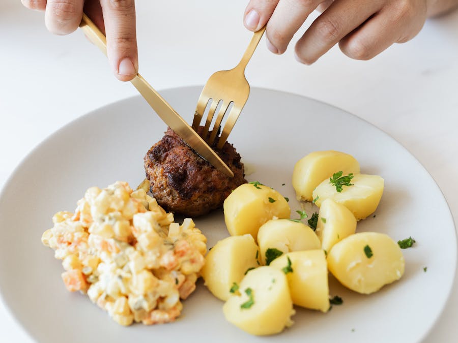Why do people soak pork chops in vinegar?