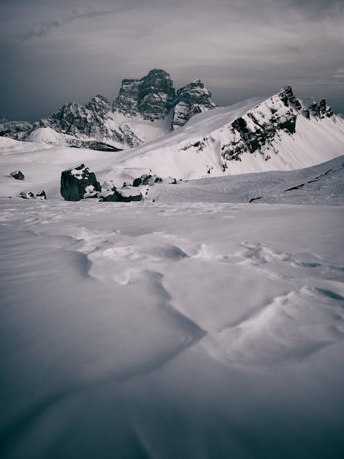 Free Бесплатное стоковое фото с живописный, заснеженная гора, зима Stock Photo