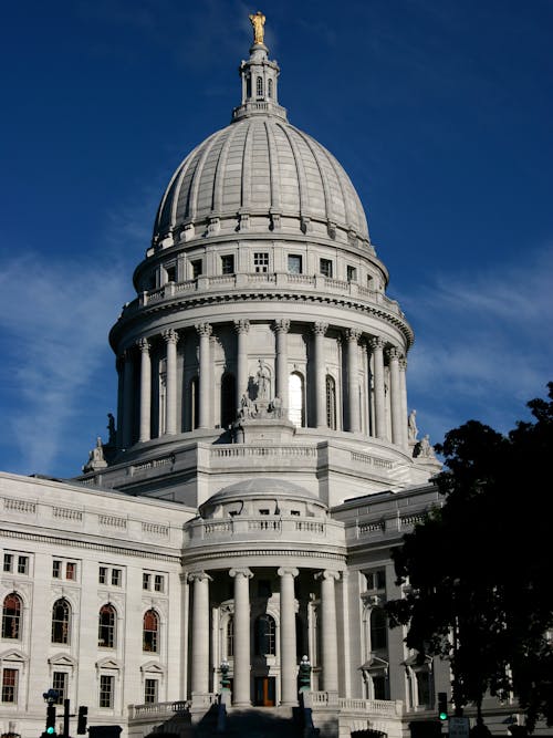 Free Facade of the Wisconsin State Capitol, Madison, Wisconsin, United States Stock Photo