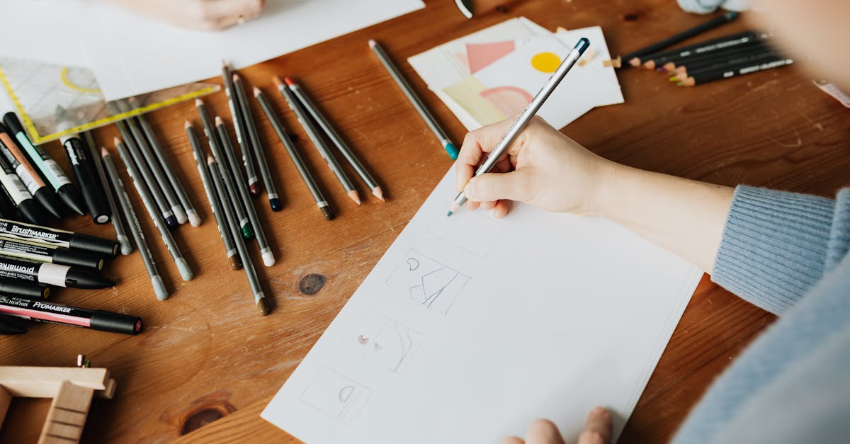Draw a leaf and label its various parts