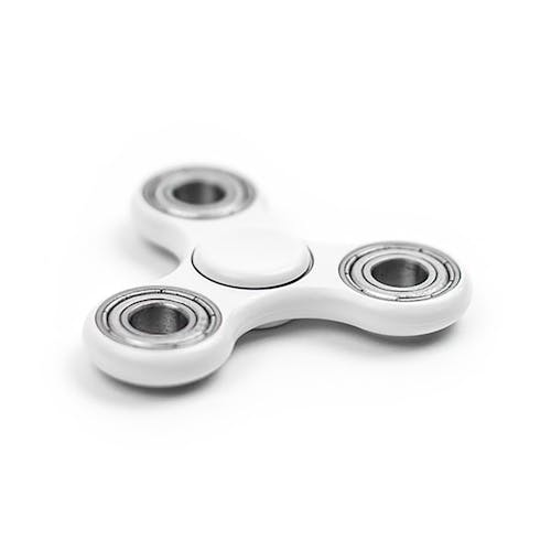 Beyaz 3 Bıçaklı Fidget Spinner