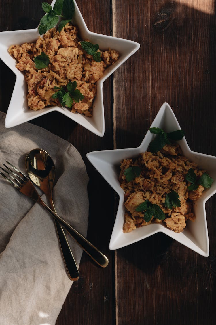 Chicken Biryani In Star Shaped Bowls