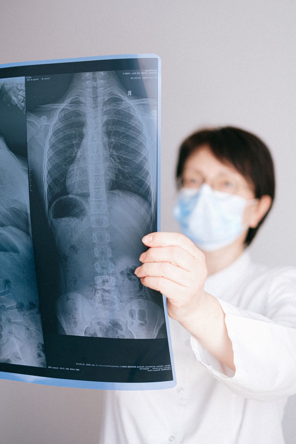 Radiology device sending images to PACS with storage commitment