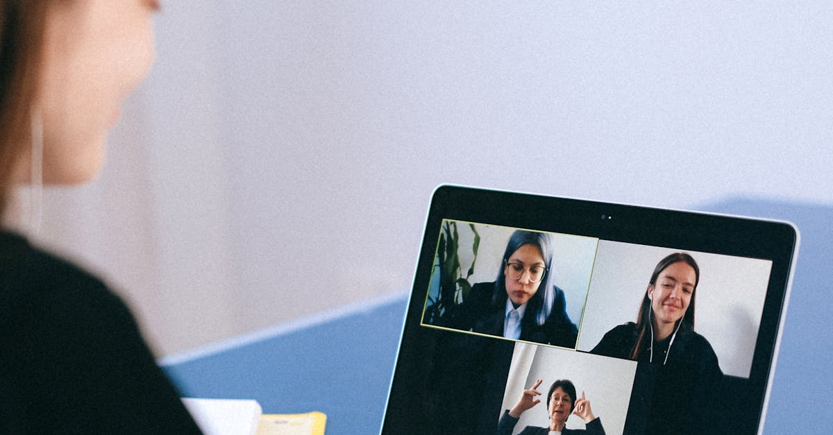 How to zoom out on Chromebook main screen
