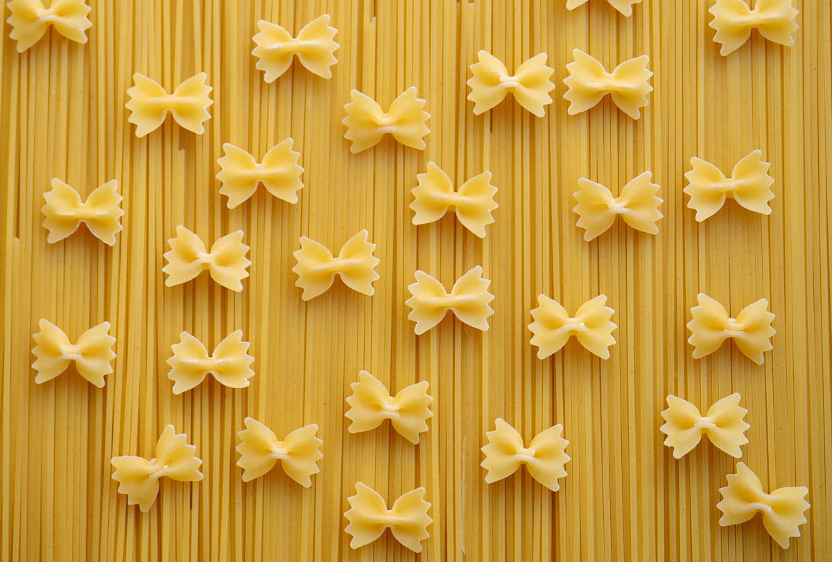 Ribbon Pastry Pasta on Fettuccini