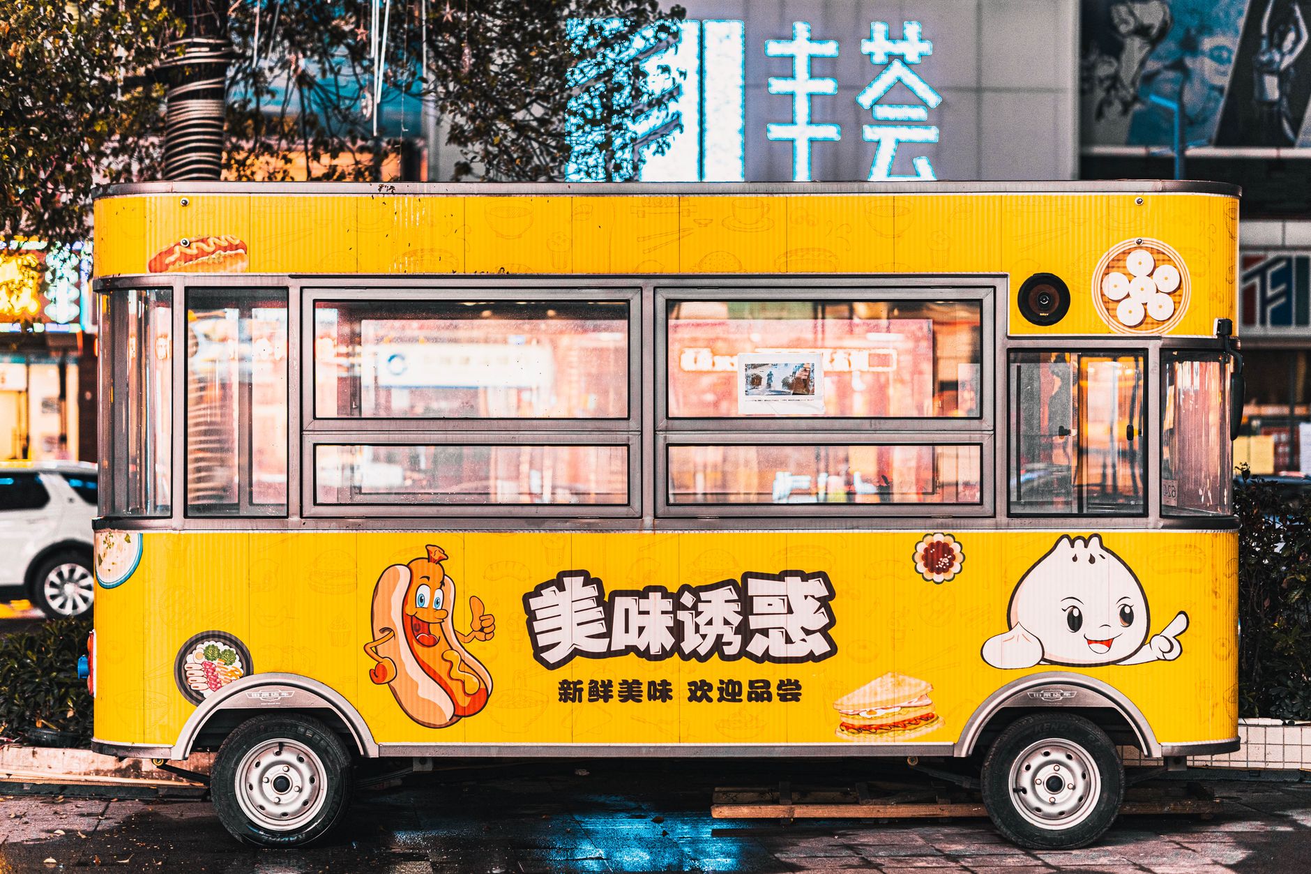 Raleigh Street Food Scene Heats Up With Next Level Asian Fusion Truck