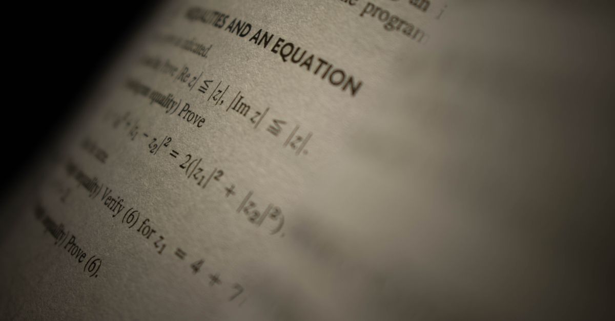 El impacto de la matemática pura en la criptografía y más allá El impacto de la matemática pura en la criptografía y más allá