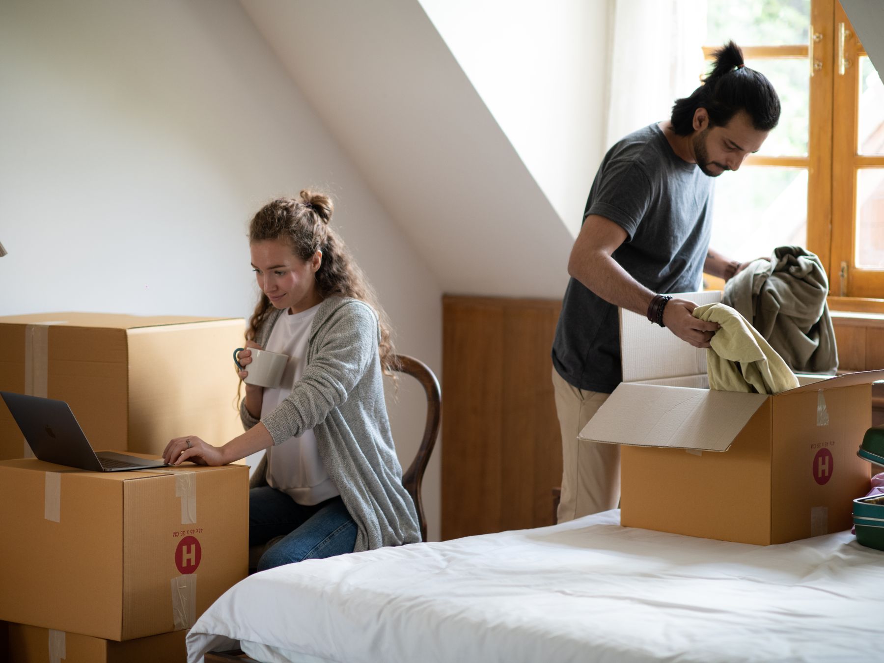 Hindhead — professional packers wrapping and boxing belongings
