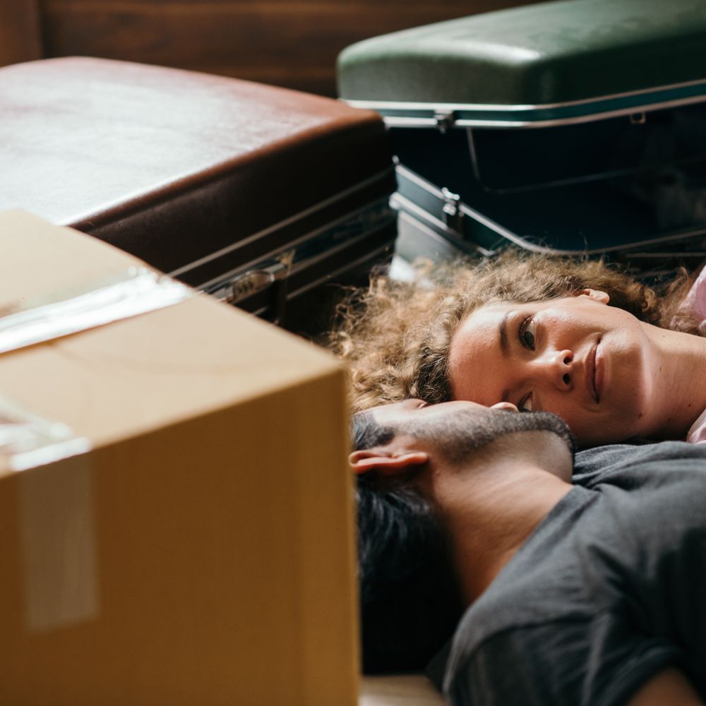 Swadlincote — professional packers wrapping and boxing belongings