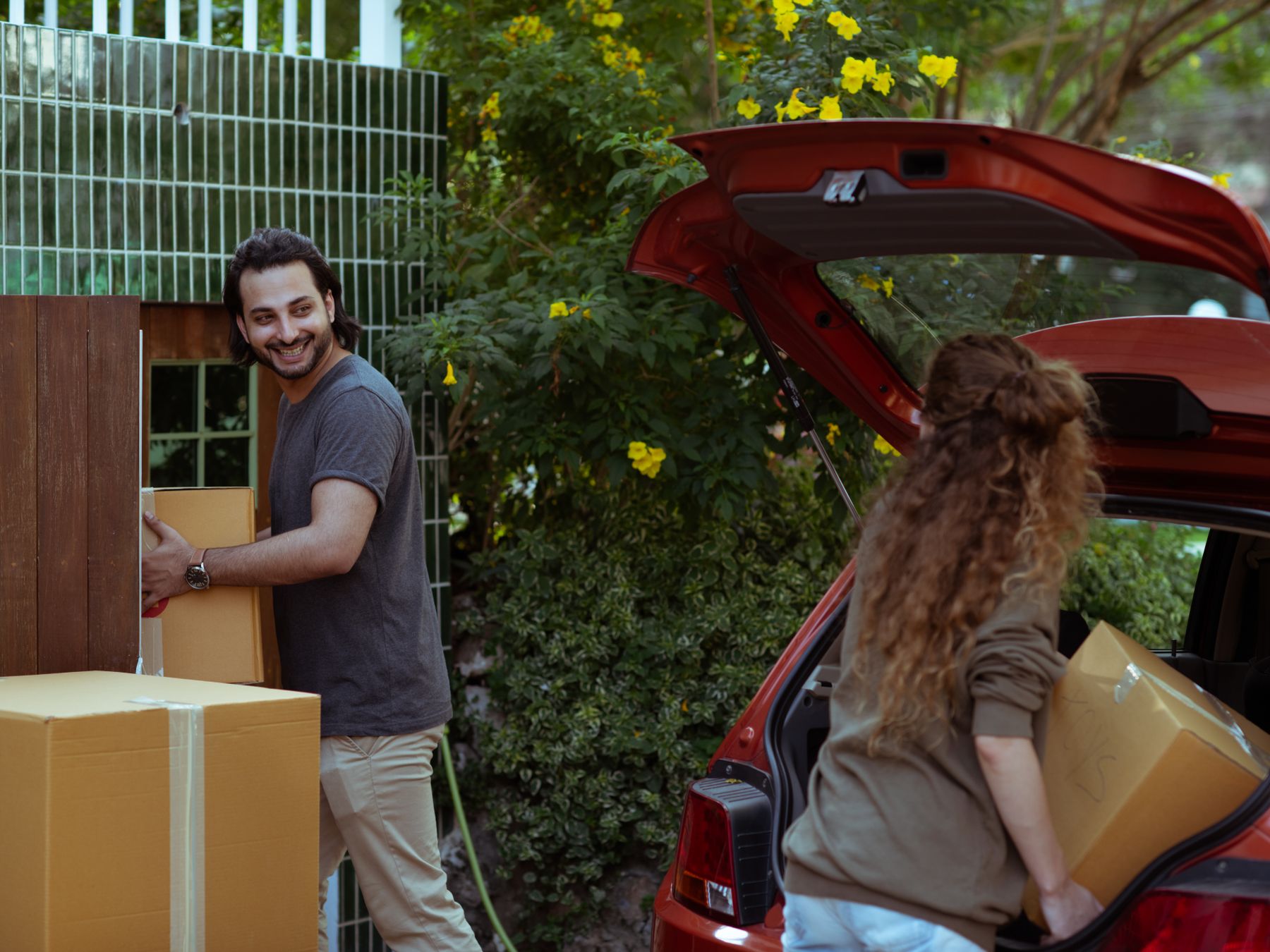 Carnwath — belongings being loaded for transport to storage