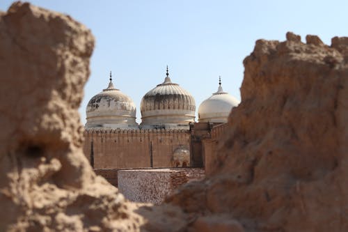 Безкоштовне стокове фото на тему «derawar fort i, архітектура, безхмарний»