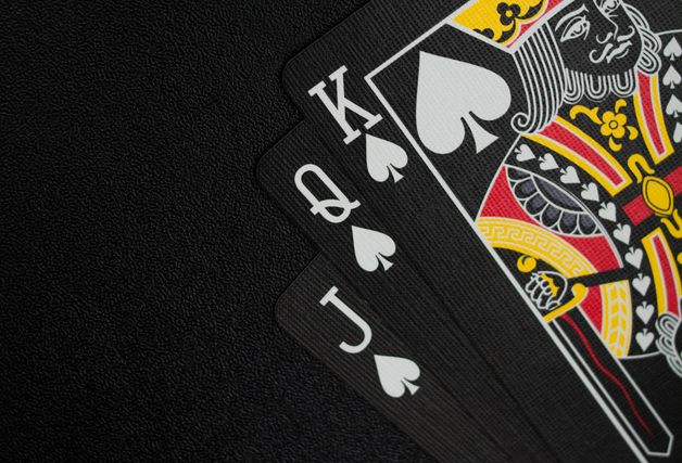 Online Casino: Spielautomaten und Live-Spiele im Überblick
