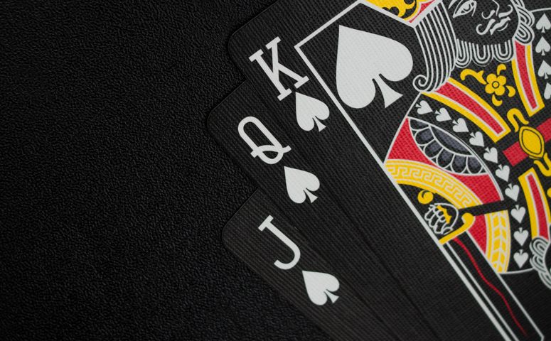 Online Casino: Spielautomaten und Live-Spiele im Überblick