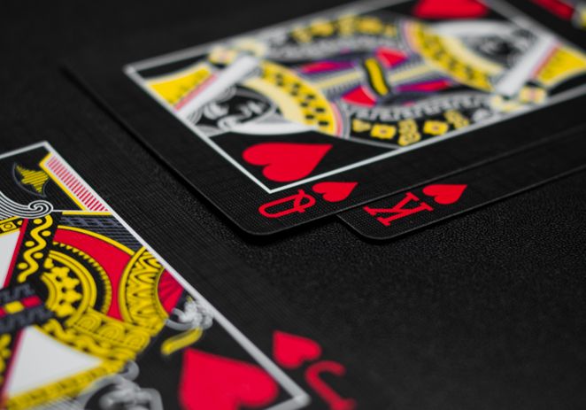 Online Casino: Spielautomaten und Live-Spiele im Überblick