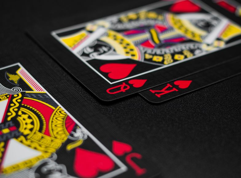 Online Casino: Spielautomaten und Live-Spiele im Überblick