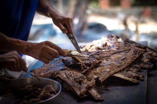 Close-up of costela na brasa being sliced. Captured in Garuva, Brazil, showcasing traditional Brazilian cuisine.