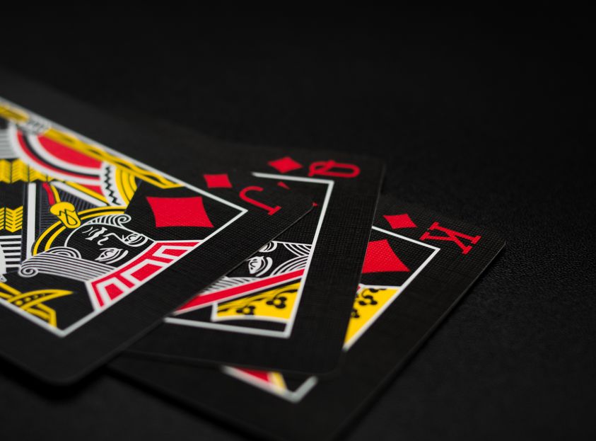 Online Casino: Spielautomaten und Live-Spiele im Überblick