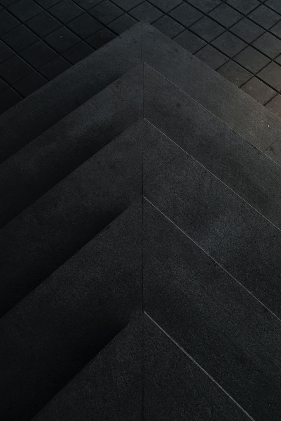 High-contrast monochrome concrete stairs — Andrej Lišakov on Pexels