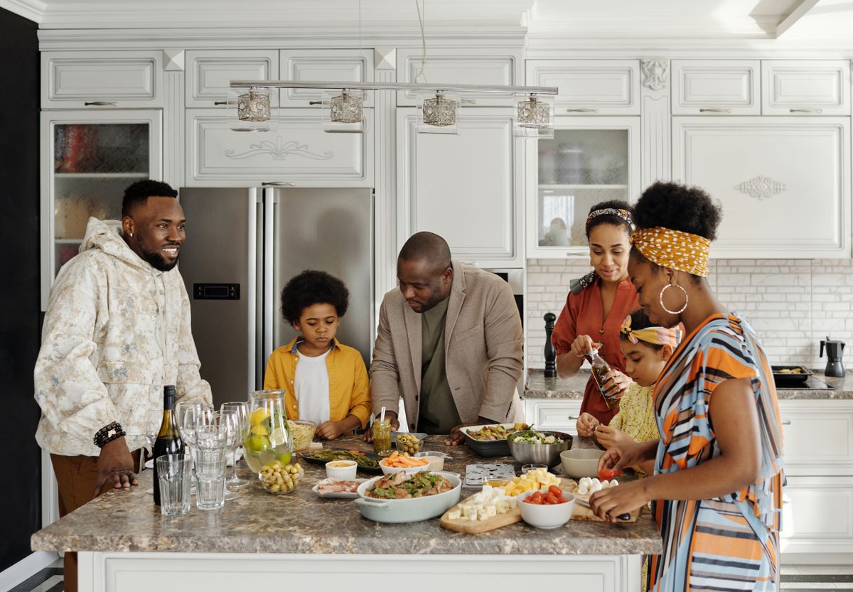 The whole family round the food