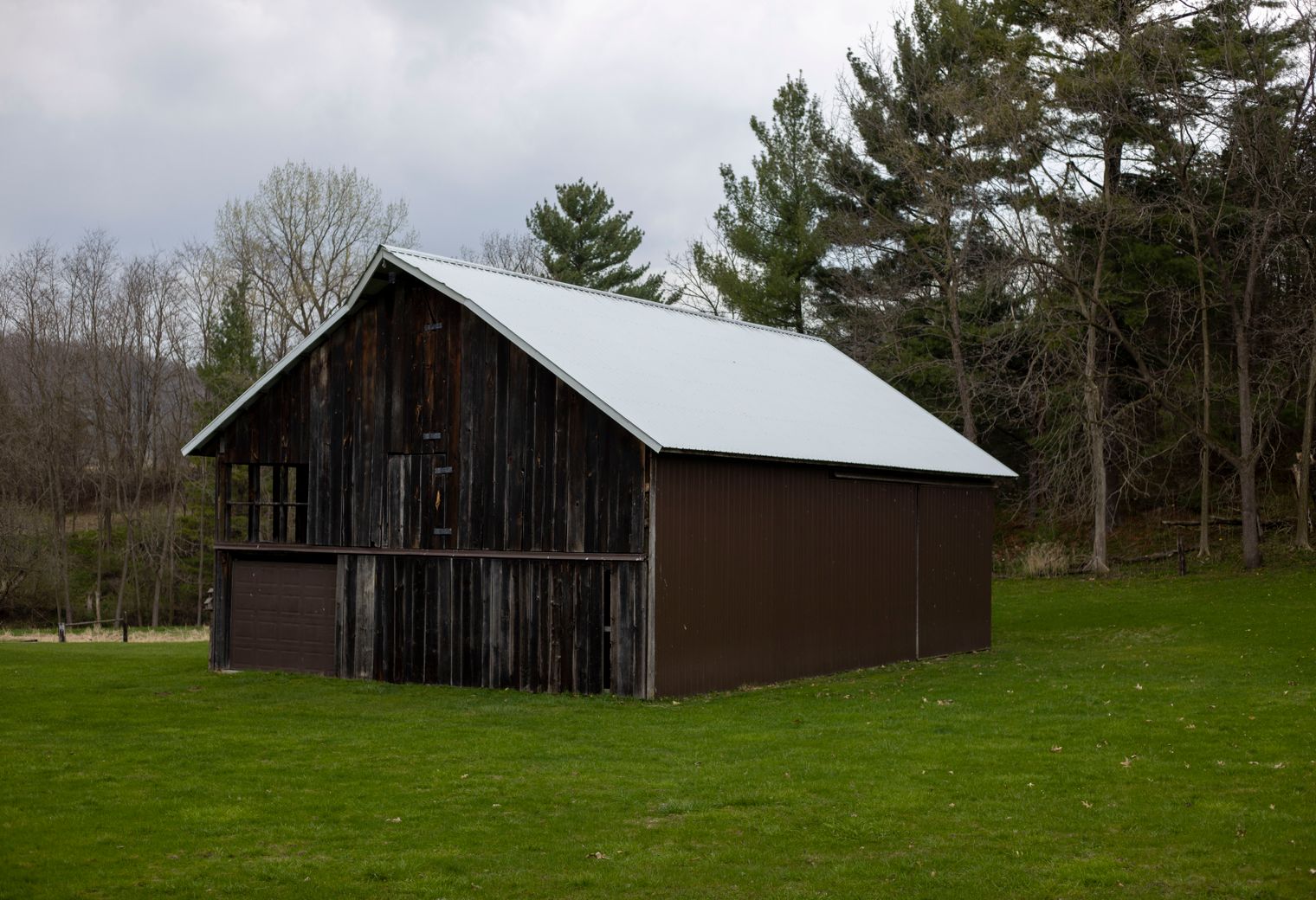 Fence and Decking Painting in The Burroughs — woodwork brushed to a crisp, smooth line