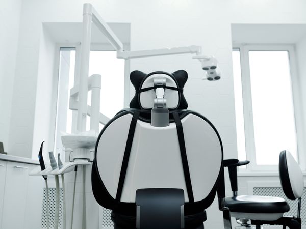 Modern dental operatory chair at Smile Point Dental Clinic Tollygunge