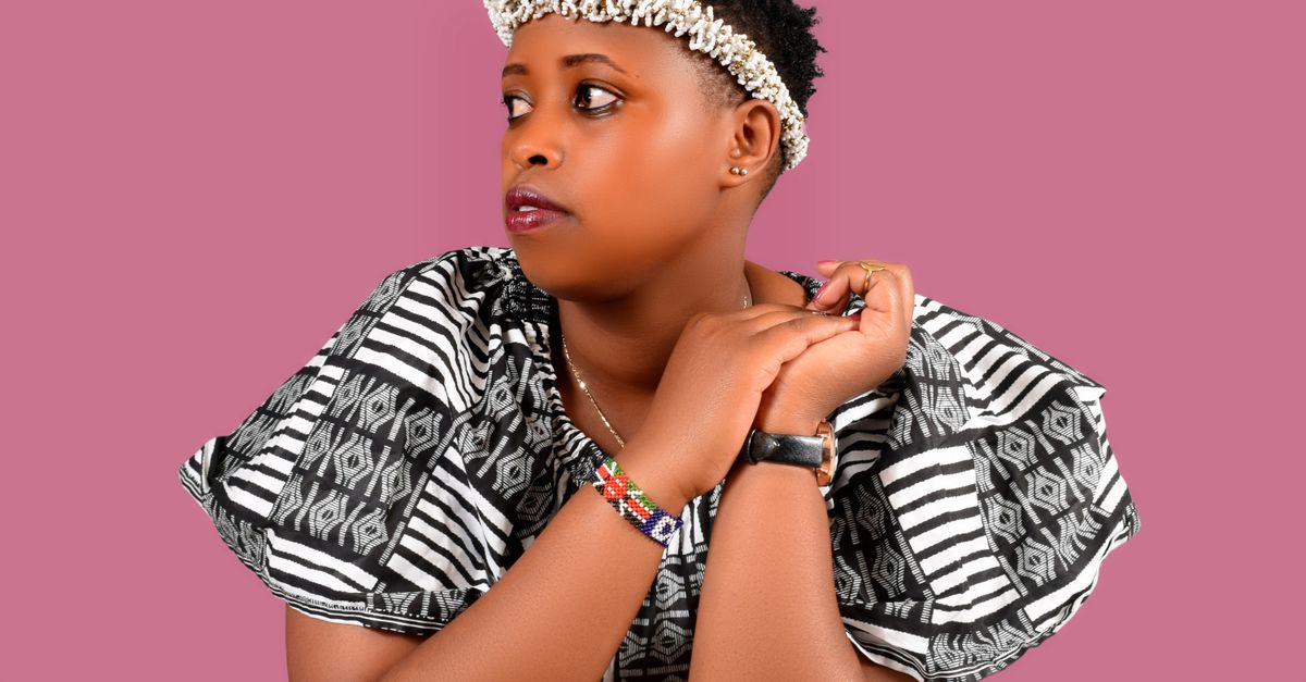 Asala returns to Damascus after 16 years; a chair at her concert draws attention