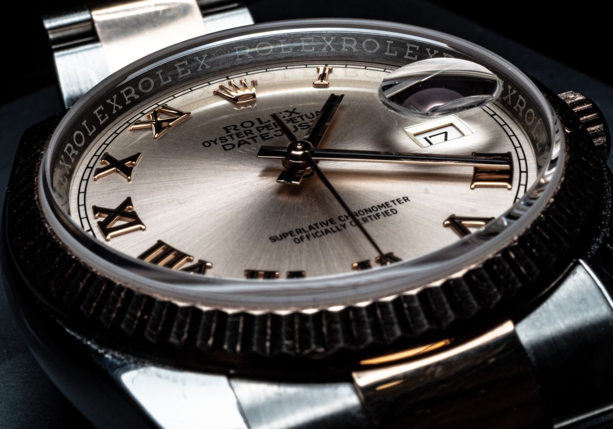 Reloj Rolex mostrando su función de fecha