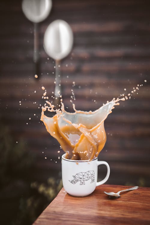 Free White Ceramic Mug With Brown Liquid Stock Photo