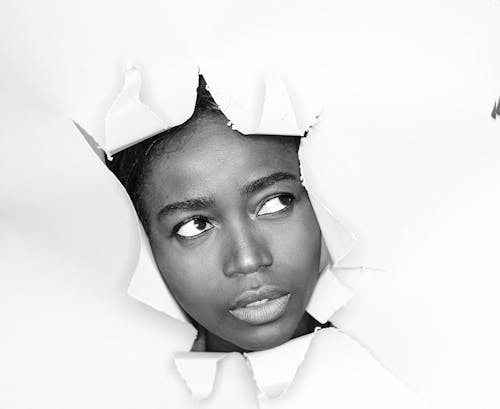 Bezpłatne Darmowe zdjęcie z galerii z abstrakcyjny, czarna kobieta, czarno-biały Zdjęcie z galerii