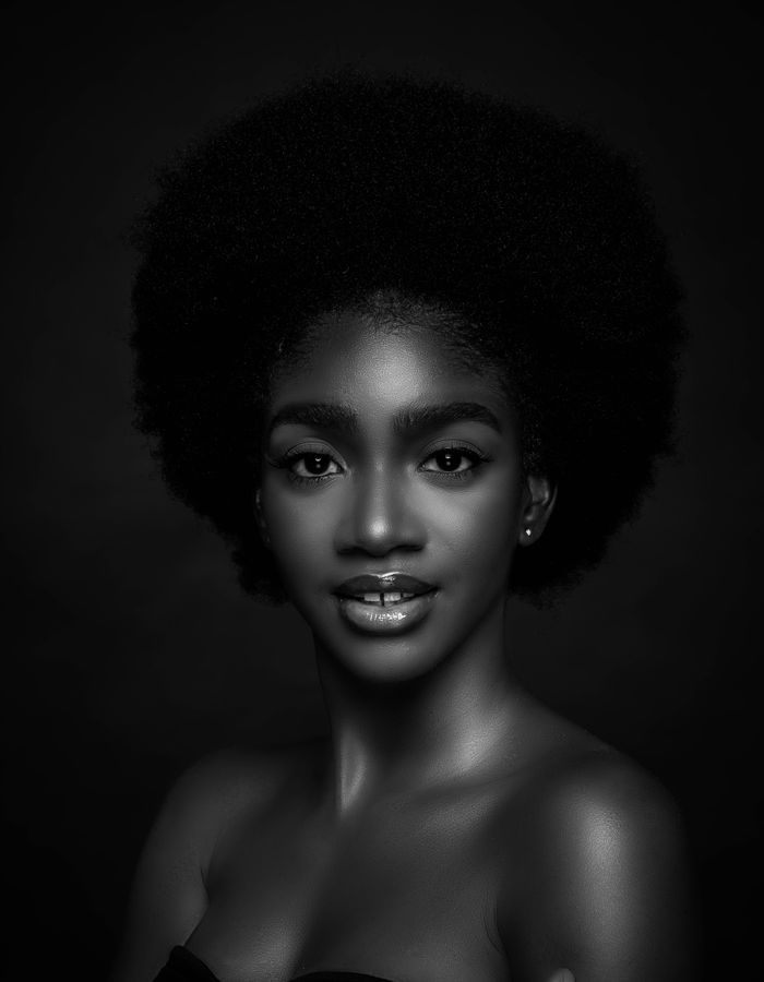 Zara Otieno — photographer portrait