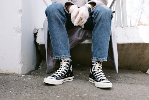 Fotos de stock gratuitas de calzado, colores fríos, Converse