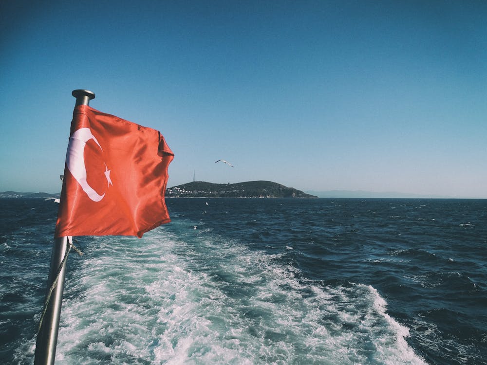 トルコの旗, ボート, 七面鳥の無料の写真素材