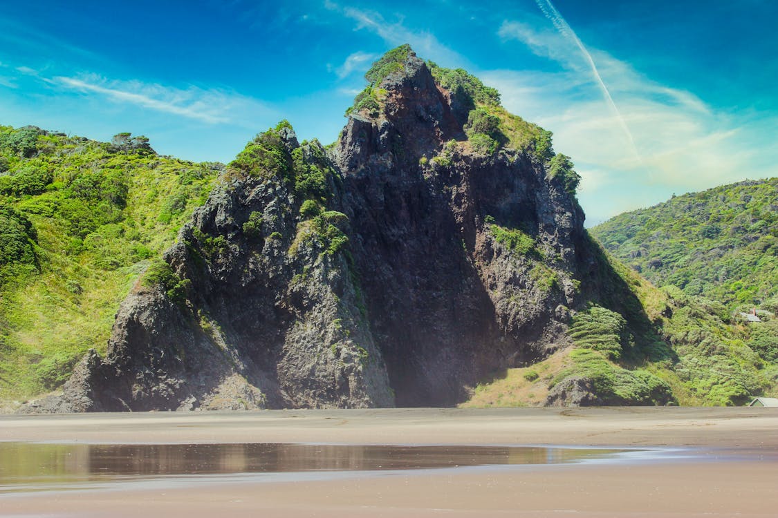 Gratis stockfoto met berg, strand