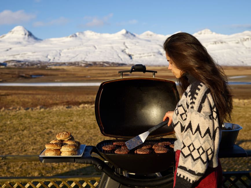 Eco-Friendly Outdoor Cooking Techniques