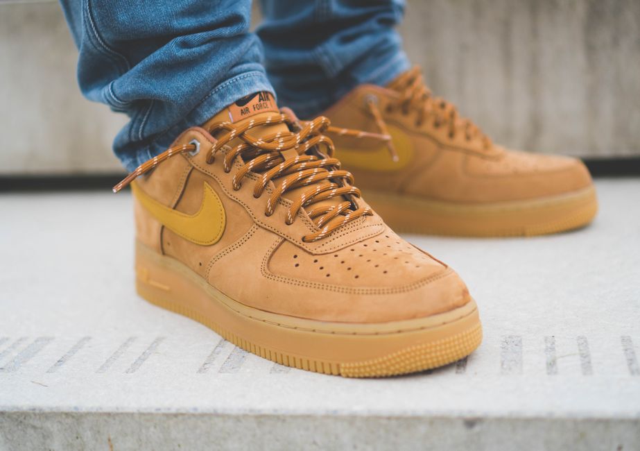 Nike Air Force 1 07 Herren — Foto von Pexels