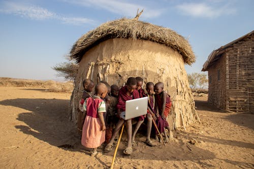 Základová fotografie zdarma na téma africký, děti, MacBook